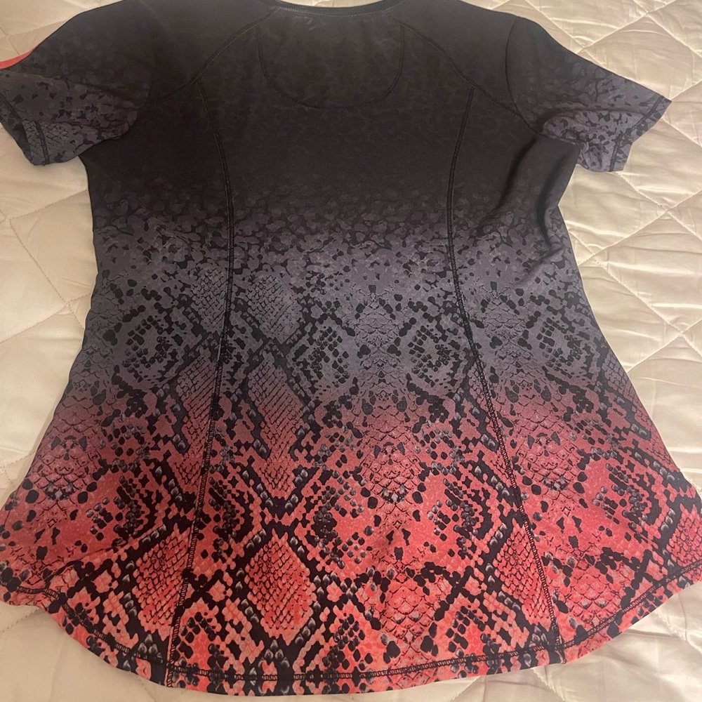 Cherokee Infinity Scrub Top - Picture 3 of 3